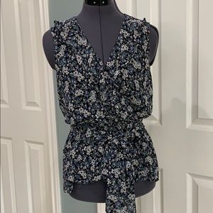 ✨New✨ Floral Blouse